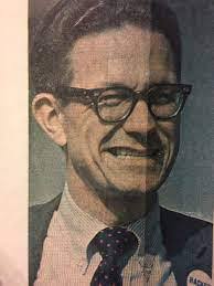 Frederick Lanz's Instagram, Twitter & Facebook