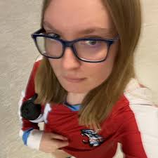 hey y'all! my name is abigail and i'm from dallas, tx. i'm hoping to major  in aerospace engineering at Case. i listen to mostly indie/alt and folk  music but am a big