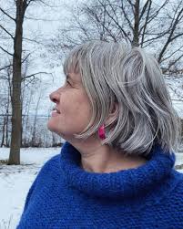 Atelier J contemporary jewelry