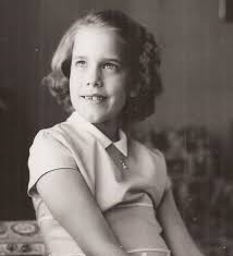 1950 S Vintage Black And White Woman Portrait Portrait Of Li L Sister Vintage Photograph Black And White Photo Vernacular Snapshot 1950 S Home Life Orphaned Photograph Pretty Vintage Photographs Vintage Photography Black White Photography