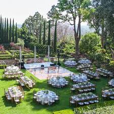 Inspiring Garden Wedding Decoration Ideas Garden Wedding Ideas On A Budget Wedding Reception Layout Outdoor Wedding