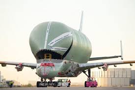 Les cockpits du beluga st et du beluga xl sont très différents. Supersize My Beluga