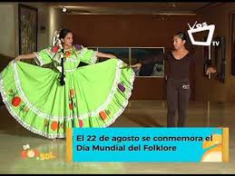 La celebración del día mundial del folklore se lleva a cabo en todo el mundo cada día 22 de agosto, siendo la organización de las naciones unidas para la educación (unesco) por sus siglas en inglés, quien institucionalizó la fecha en el año de 1960. 22 De Agosto Dia Mundial Del Folclore Youtube