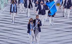 Lo hará junto con su compañera de equipo cecilia carranza, 25 años menor que él, con quien conquistó el oro en río 2016. B Zdifhmiwud9m
