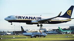 Martedì 6 luglio il trasporto aereo si fermerà per 24 ore. Sciopero Di 24 Ore Di Piloti E Assistenti Di Volo Ryanair Aerei A Terra In Italia Il 25 Luglio Airservice
