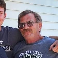 Raise your hand if you stand with the Tim Walz family.✋