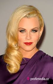 A long side swept fringe., bob hairstyles gallery 2, jenny mccarthy, jenny mccarthy prom hairstyle2, jenny mccarthy, jenny mccarthy bob haircut bob, jenny mccarthy bob short hair, picture of jenny mccarthy bob haircut picture of jenny mccarthy, jenny mccarthy bob haircut. Jenny Mccarthy Hairstyle Easyhairstyler