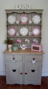 shabby chic dresser
