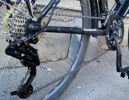 Comment changer son câble de dérailleur avant facilement et rapidement avec les conseils techniques de la team gs dans ses fiches avec le temps votre câble de dérailleur a perdu en solidité et en tension. Tout Savoir Sur Le Derailleur Arriere De Velo