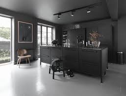 In diesem blog schrieben wir bereits uber die farbauswahl fur eine decke. Ideen Fur Eine Schwarze Kuche Planungswelten