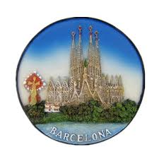 Barcelona is één van de meest bruisende spaanse steden gelegen aan de middellandse zeekust, de costa maresme. Nieuwe Aankomen Barcelona Heilige Familie Kathedraal Gaudi Magneet Spanje Toerisme Souvenirs Koelkast Magnetische Sticker Magnetic Sticker Fridge Magnet Spainfridge Magnet Aliexpress