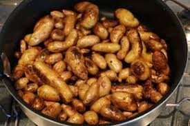 Comment Cuire De La Grenaille De Pommes De Terre Cuisine Facile Com Recette Pomme De Terre Grenaille Recettes De Cuisine Recette Pomme De Terre