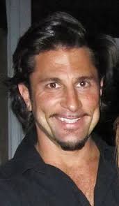 Tim Momat, Real Estate