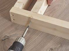 Fabriquer Une Cloison Ajouree En Tasseaux De Bois Avec Un Coffre Integre Leroy Merlin Claustra Bois Interieur Cloison