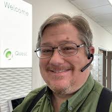 Derrick Herron's Instagram, Twitter & Facebook