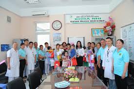 Ngày 12/6, bệnh nhân đi làm lại và được bệnh viện đa khoa đức giang khám lại do triệu chứng không đỡ, được lấy mẫu xét nghiệm cho kết quả dương tính với. Hoáº¡t Ä'á»™ng Bá»‡nh Viá»‡n Bá»‡nh Viá»‡n Ä'a Khoa Ä'á»©c Giang