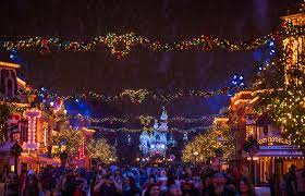 Christmas At Disneyland 2022 2022 Disneyland Planning Guide - Disney Tourist Blog