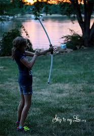 A cheap little kids bow that provides hours of entertainment and some quality dad and daughter time. How To Make A Bow And Arrow Out Of Pvc Skip To My Lou