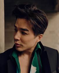 Do no mums ever shoulder check while changing lanes or is it just my dear  mama? 🚘 #drivingby #momlife101 #momdriver