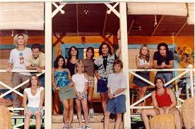 Worked with his sister two times: Verano Del 98 Se Estreno Hace 17 Anos Y Asi Estan Sus Actores Hoy