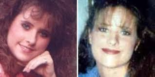 Elizabeth Hack's Instagram, Twitter & Facebook