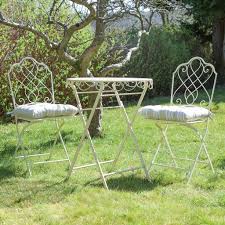 Parisian Bistro Garden Table And Chairs In 2020 Folding Garden Table Garden Table Garden Table And Chairs