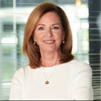 Debbie Dillon's Instagram, Twitter & Facebook