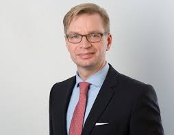 Dieser kredit kostet den staat jährlich zinsen von eur 4.888.119.620. Die Schuldenuhr Deutschlands Bund Der Steuerzahler E V