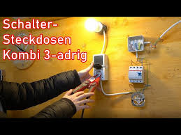 Achten sie beim kauf außerdem darauf, dass steckdose und gerätestecker zusammenpassen. Schalter Steckdosenkombination 3 Adrig Aufputz Youtube