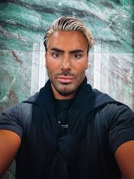 Paris and the beginning of Sicily 🇫🇷 🇮🇹