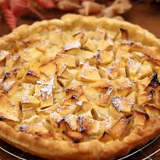 Etape 10 laisser cuire pendant. Tarte Aux Pommes Facile Recette De Tarte Aux Pommes Facile Marmiton