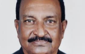 Temple, Travel and Sport: Varun Chakravarthy coach Peter Fernandez