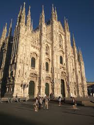 5528 ξενώνες στη διάθεσή σας τώρα. Italia Boreia Italia Latremeno Milano Travelstories