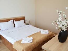 Am ales acest hotel datorita faptului ca este foarte aproape de plaja si pretului accesibil. Hotel Grand Astoria Mamaia