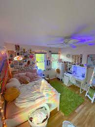 Pin By Meryem On Room Stuff Indie Room Room Ideas Bedroom Room Inspiration Bedroom