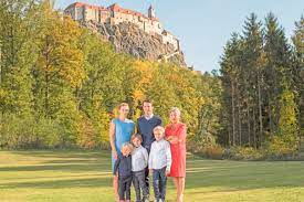 Boutique, design and luxury hotels from 1 to 5 stars. Prinz Emanuel Liechtenstein Burgherr Der Riegersburg Und Arzt Aus Passion