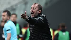 Ali rıza sergen yalçın, 5 ekim 1972, i̇stanbul doğumlu, türk teknik direktör, futbol yorumcusu ve eski millî futbolcudur. Son Dakika Besiktas Ta Sergen Yalcin 3 Oyuncuyla Ozel Gorustu Besiktas Spor Haberleri