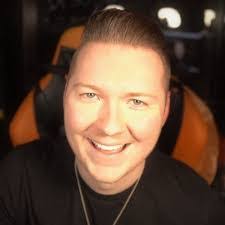 Jared Phelps's Instagram, Twitter & Facebook