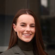 Alexis Schaefer's Instagram, Twitter & Facebook