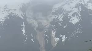 Glacier collapses, burying nearly all of Swiss Alpine village (washingtonpost.com)