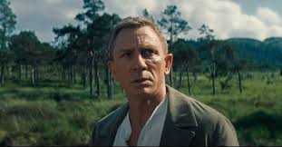 Rated r for strong bloody violence, grisly images and pervasive language. Dutzende Filme Verschoben Diese Kino Produktionen Hat Es Erwischt