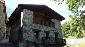 Qui trovi annunci case sia di agenzie immobiliari sia di privati tra i quali scegliere l'appartamento che fa al caso tuo. Oyace Chalet Per Periodo Estivo A Valle D Aosta In Affitto