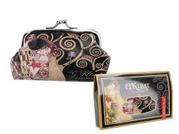 W ostatnim odcinku milionerów padło pytanie o kobietę z obrazu pocałunek gustava klimta. Portfelik Z Motywem Z Obrazu Gustava Klimta Pocalunek Carmani Home Sklep Porcelana Herbata I Upominki