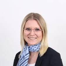 Vereinbaren sie daher für den besuch ihres schließfachs im vorfeld einen termin. Elisa Klein Gewerbekundenberaterin Vr Bank Mittelfranken West Xing