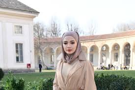 Rumours of neelofa and pu rizz's engagement sparked back in late october, and was confirmed by the actress' mother in early november. Neelofa Pictures Photos Images Zimbio