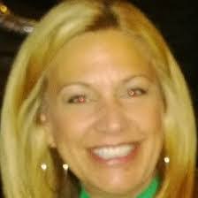 Debbie Bloomer's Instagram, Twitter & Facebook