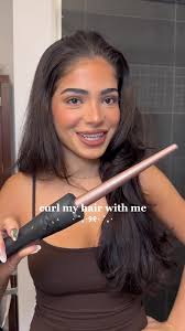 do we like it?! because im SHOOK #curlyhairtutorial