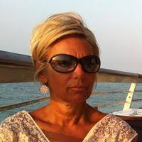 Nancy Vossen's Instagram, Twitter & Facebook