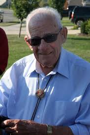 Marine celebrates 90th birthday with special flagpole ceremony > 9th Marine  Corps District > Article