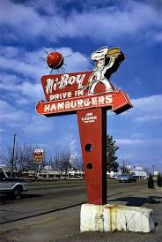 Until The 1970s Color Photography Was Considered Inappropriate For The Artwork Only Black And William Eggleston Color Photography Black And White Photographs